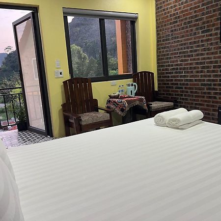 Cozy Son Hotel 닌빈 외부 사진