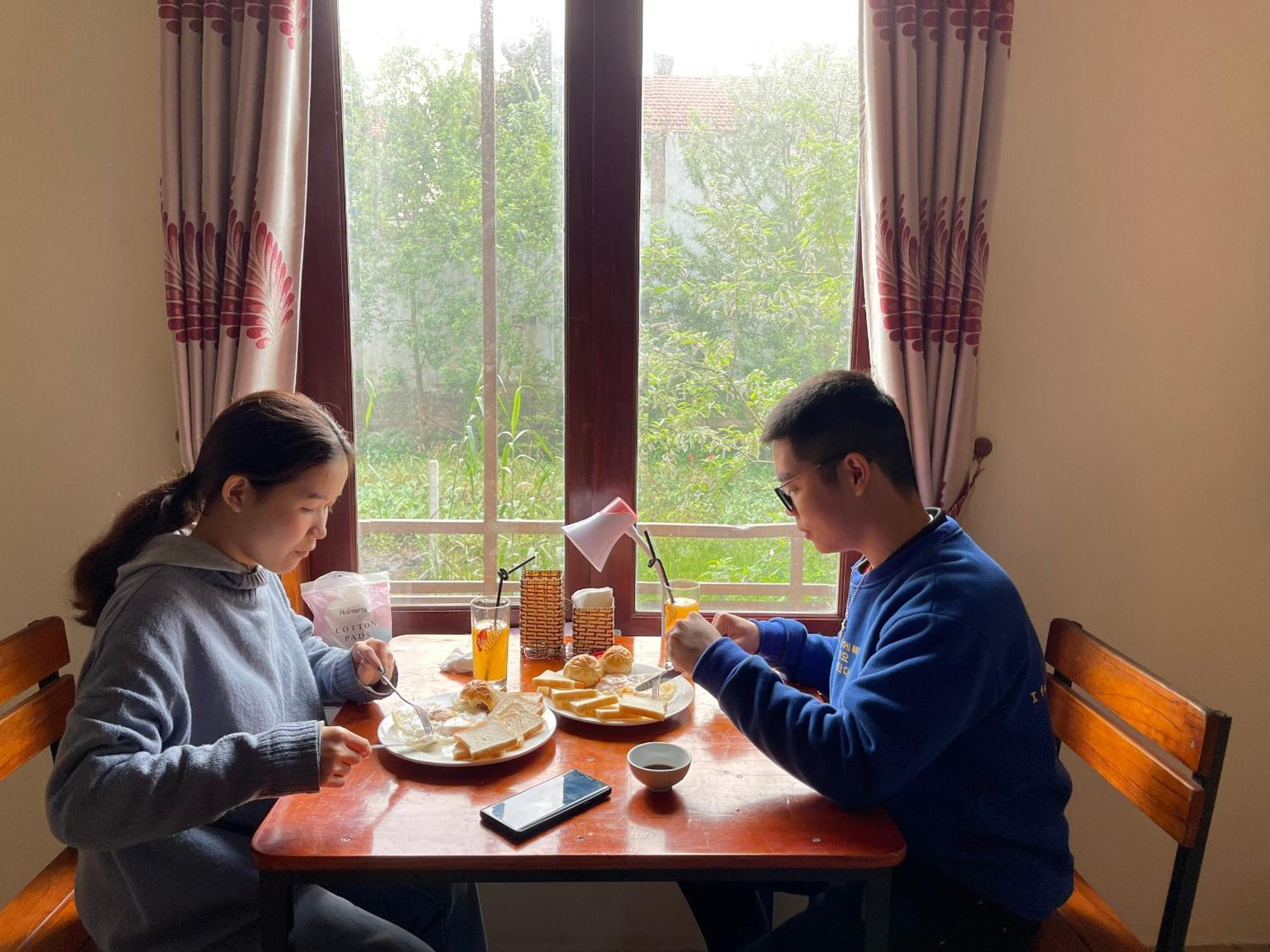 Cozy Son Hotel 닌빈 객실 사진